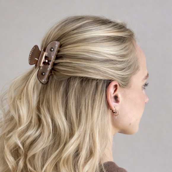 NEW Emi Jay 
Sweetheart Hair Claw Clip in Cocoa Cashmere - Picture 4 of 6